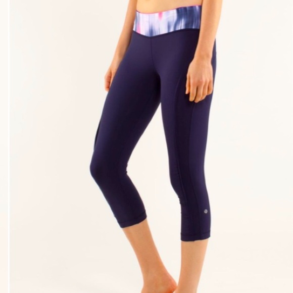 Lululemon Athetica Reflective Ruffled Cropped Leggings - Picture 10 of 12